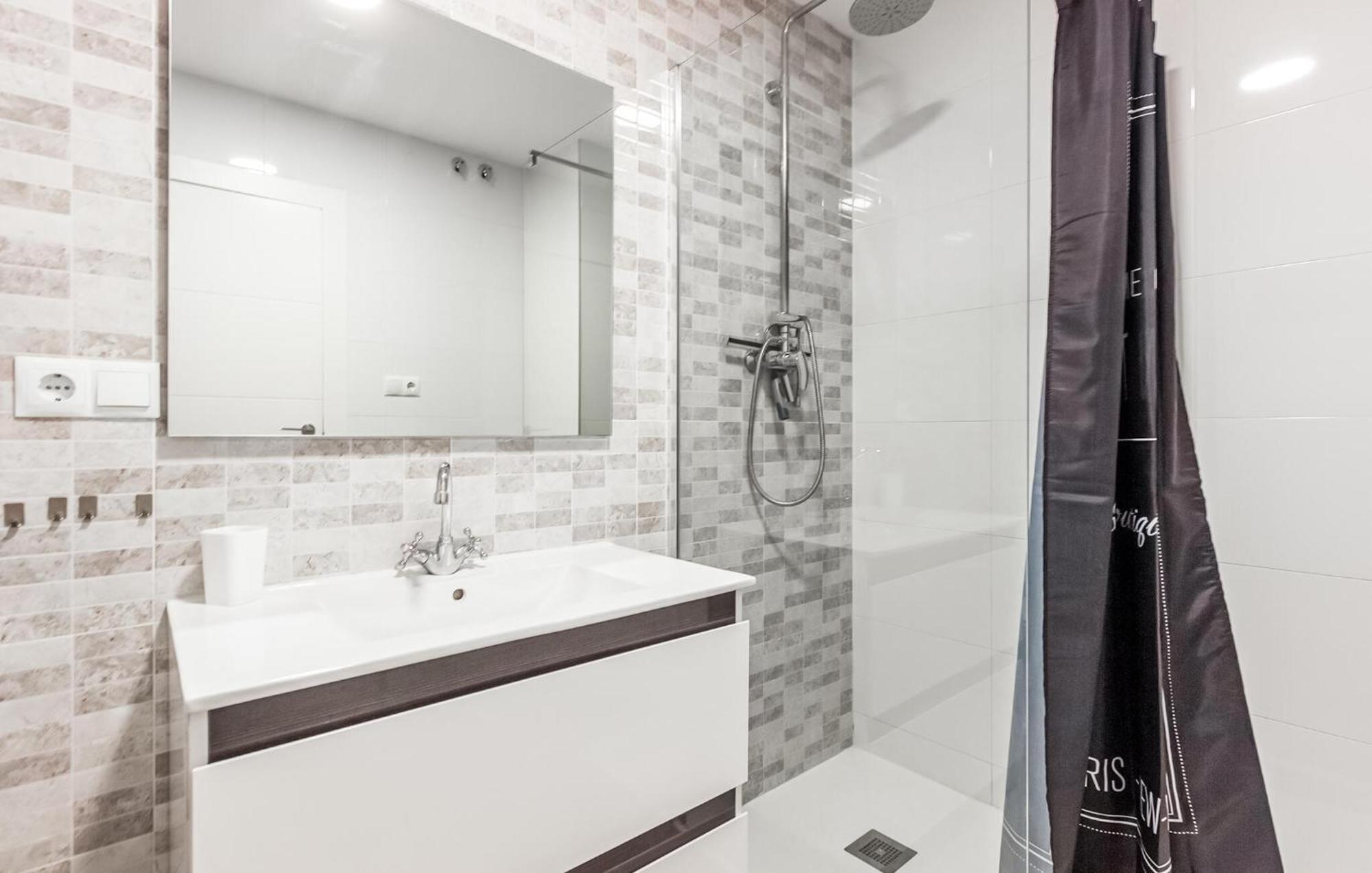 3 Bedroom Awesome Apartment In Санта Пола Экстерьер фото